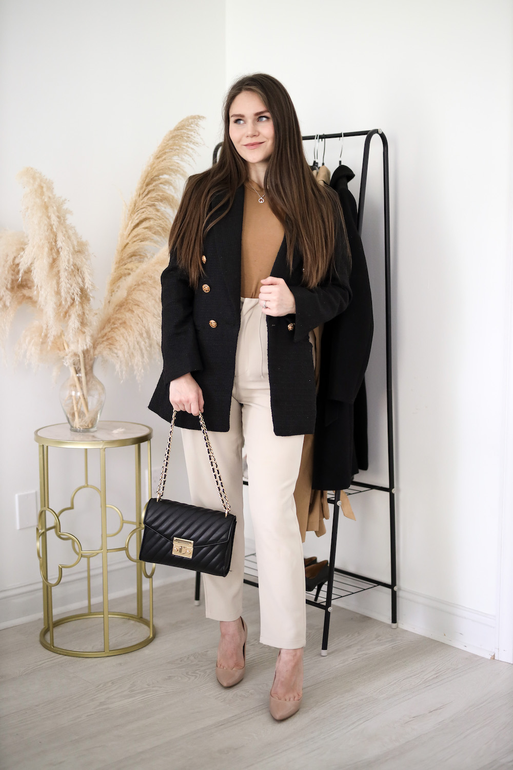 8 Ways To Style A Black Blazer For Fall - SimplyByKristina